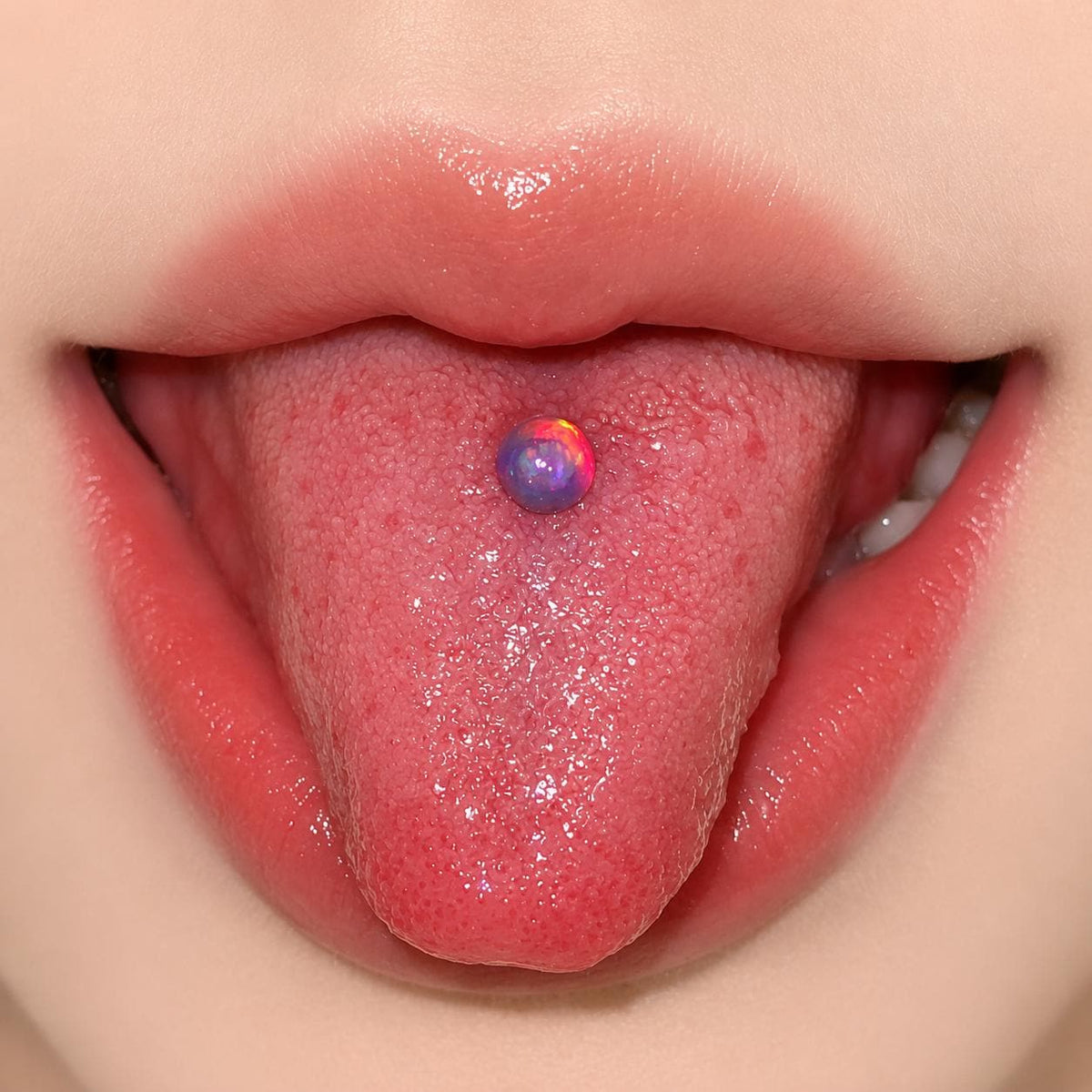 Aurora Orb Opal F136 Titanium piercing top detail 5