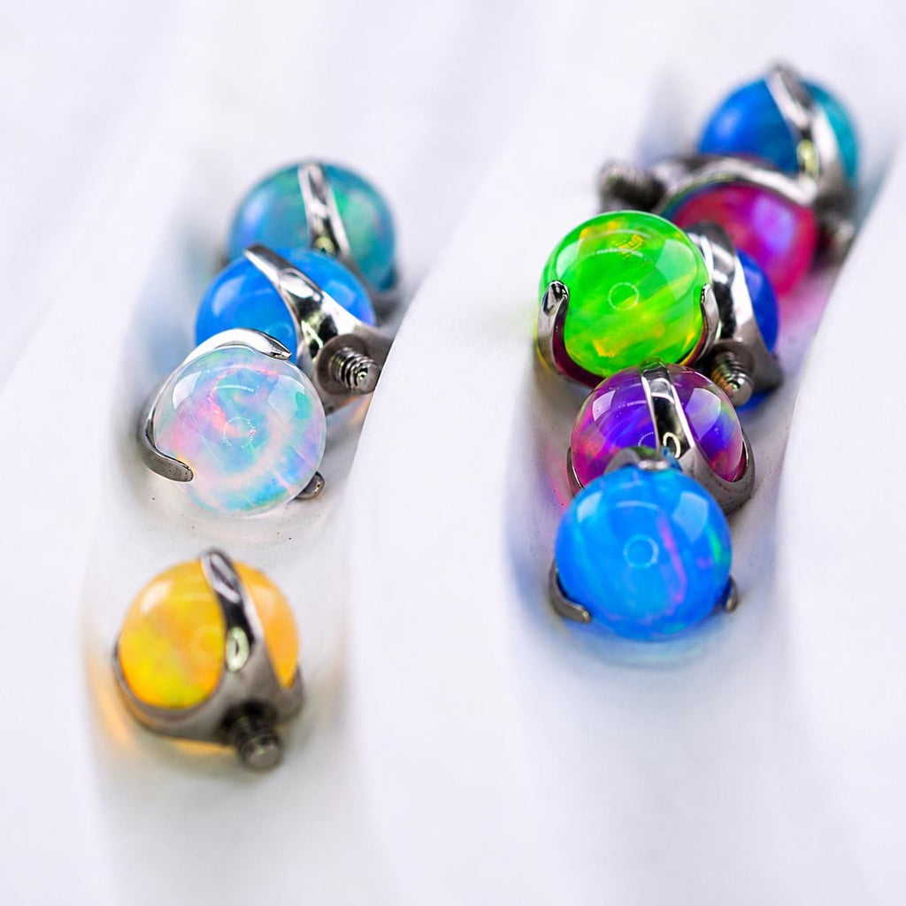Aurora Glow Jelly Opal F136 Titanium piercing top detail 5