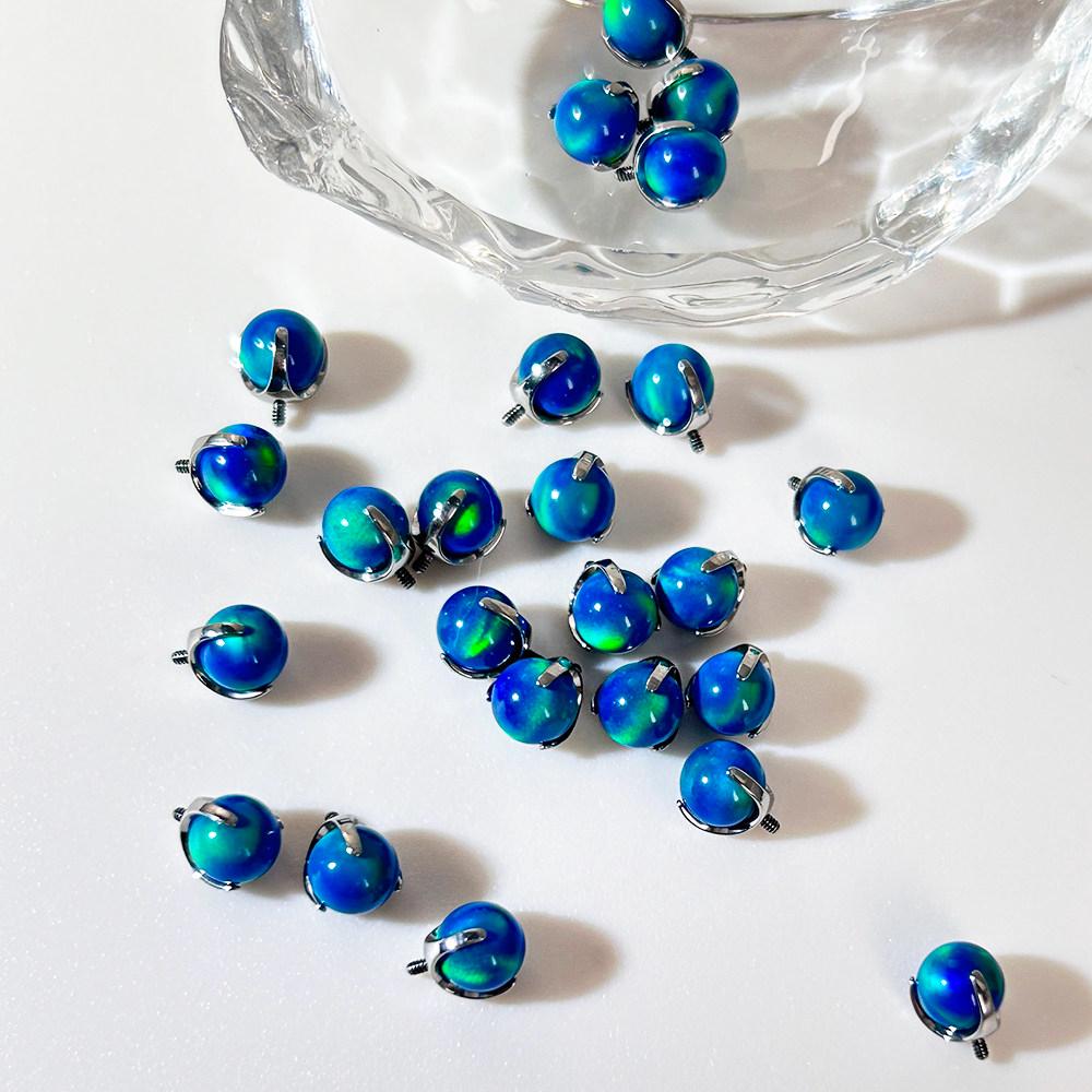 Nebula Orbit Opal F136 Titanium piercing top detail 7