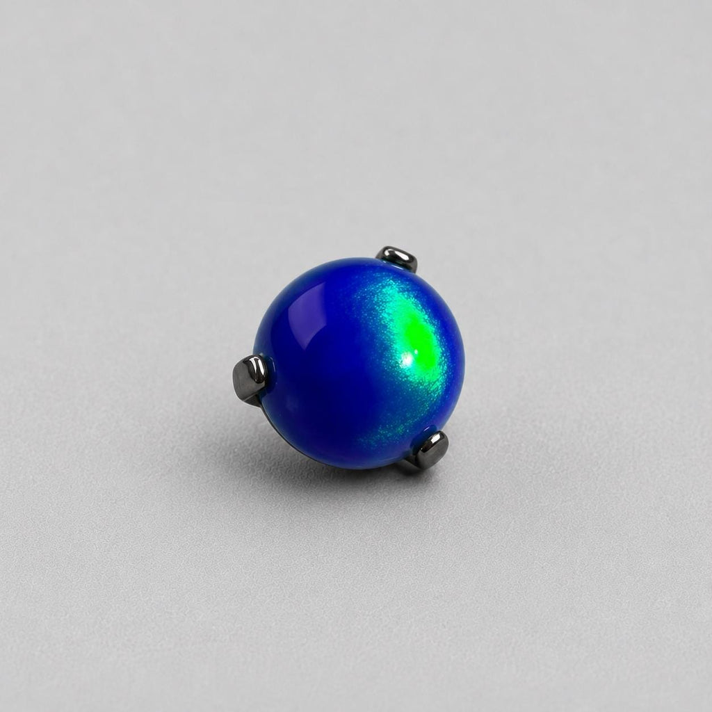 Nebula Eclipse Opal F136 Titanium piercing top detail 15