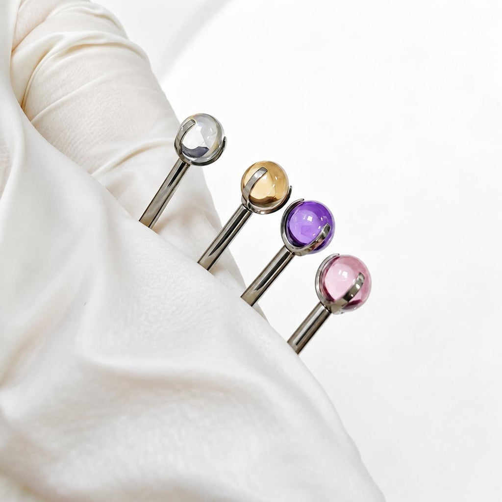 Prism Zircon Ball F136 Titanium piercing top detail 4