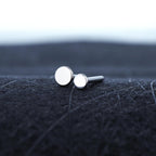 Threadless Labret Post threadless push-pin detail 4