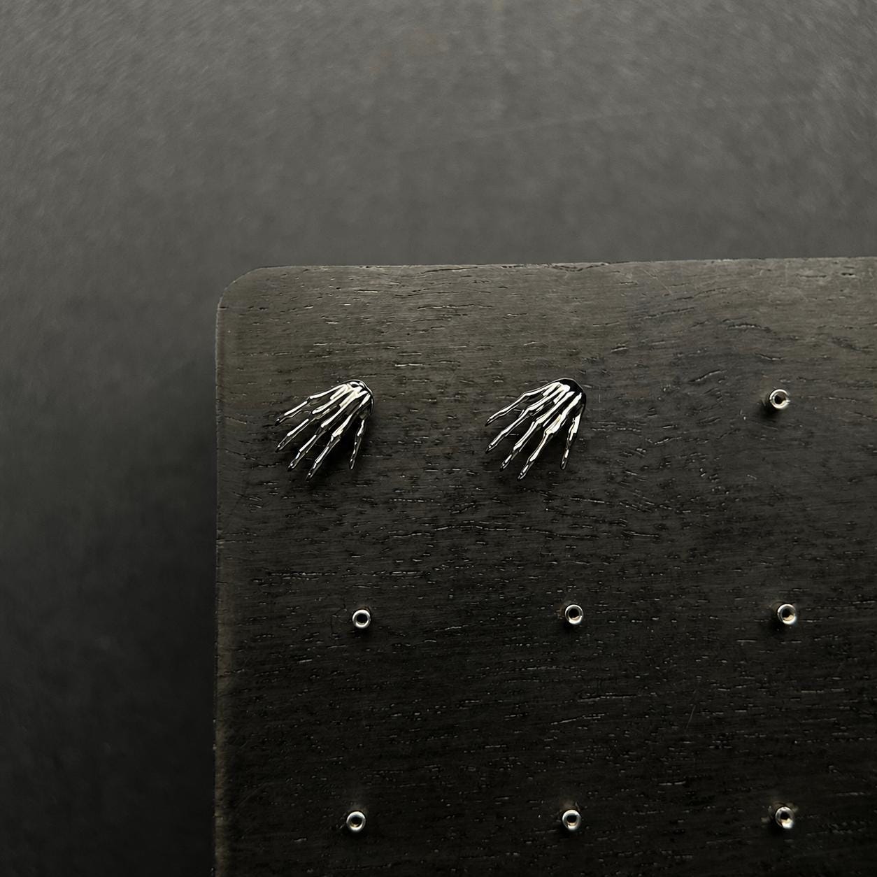Skeleton Hand - product image 4