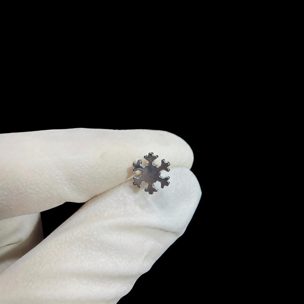 Snowflake Titanium Barbell detail 3