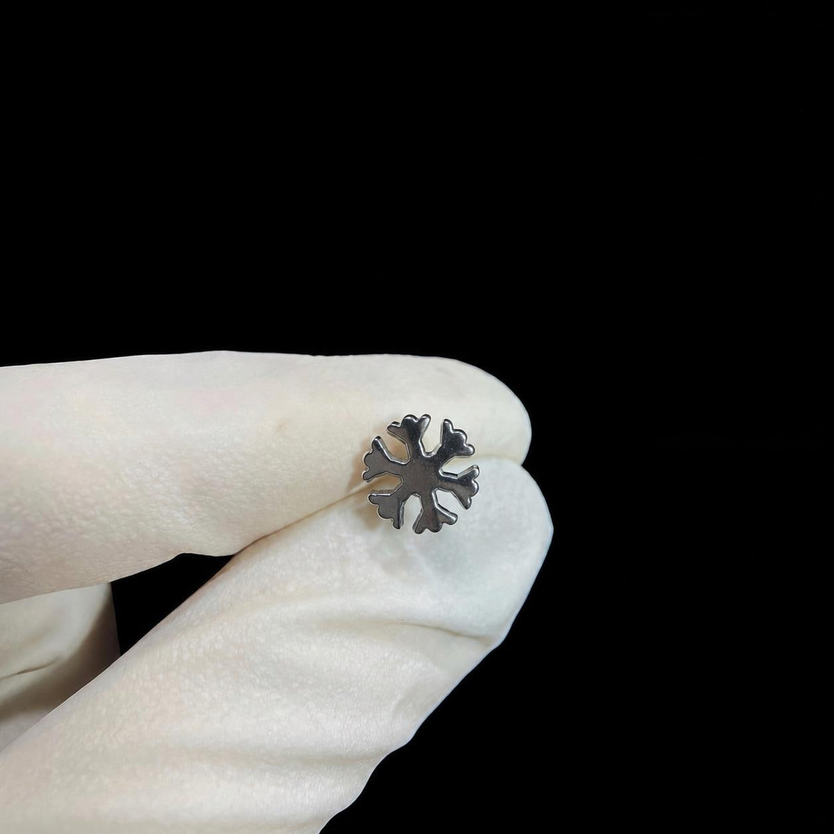 Snowflake Titanium Barbell detail 5