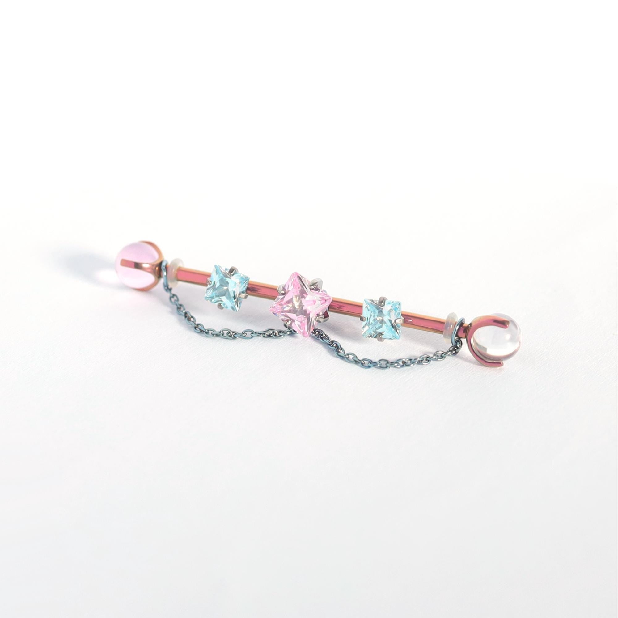 Sugar Cube Star Chain titanium industrial barbell, detail view 4