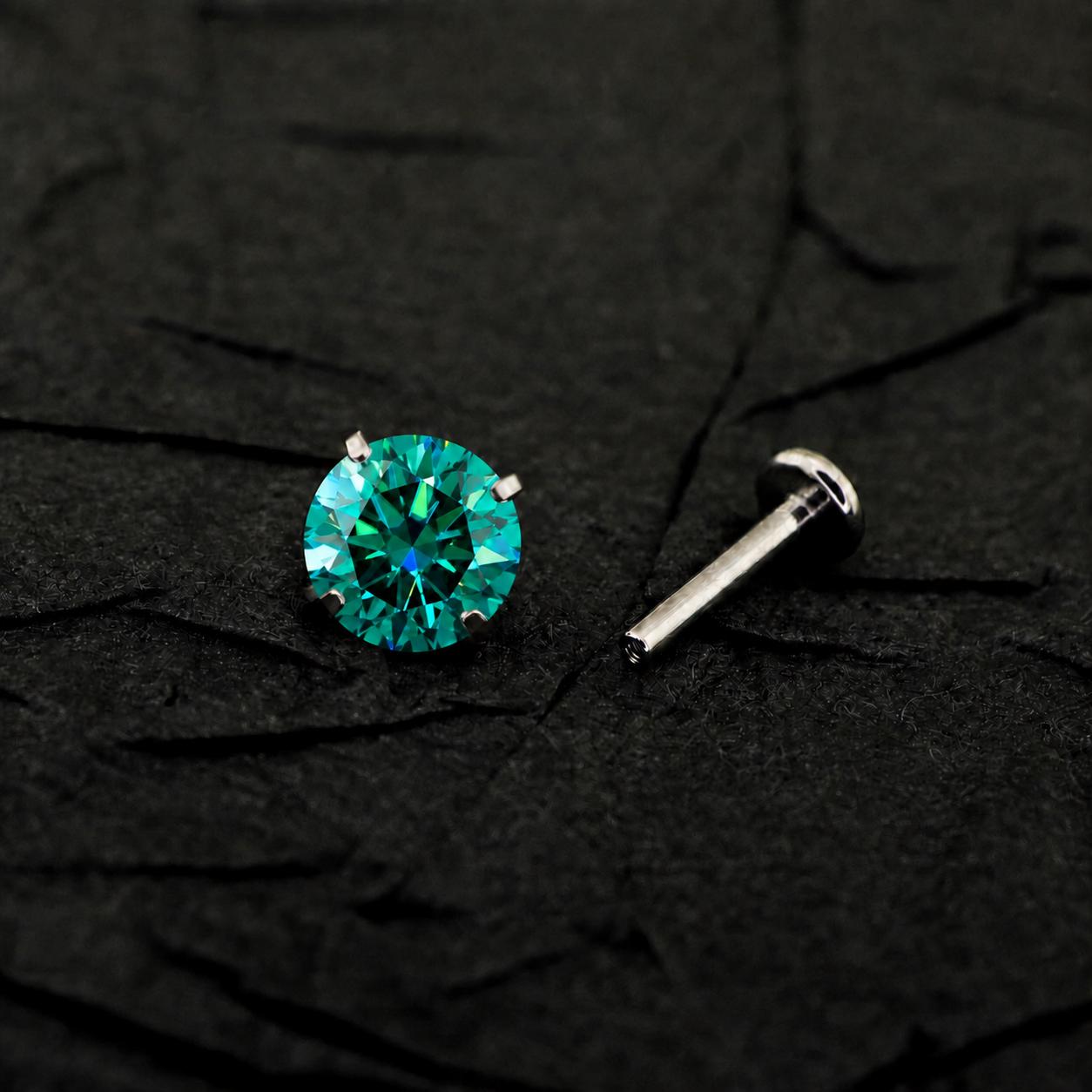 Vivid Emerald Green Moissanite Flat Back Stud - product image 4